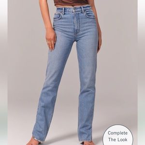 Abercrombie Ultra High Rise 90s Straight Jean